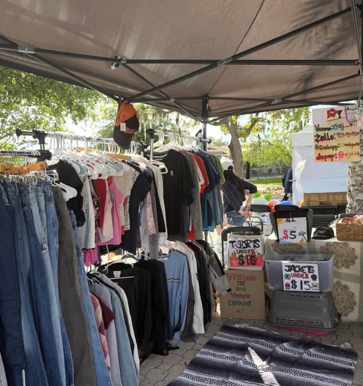 Outdoor vendor racks